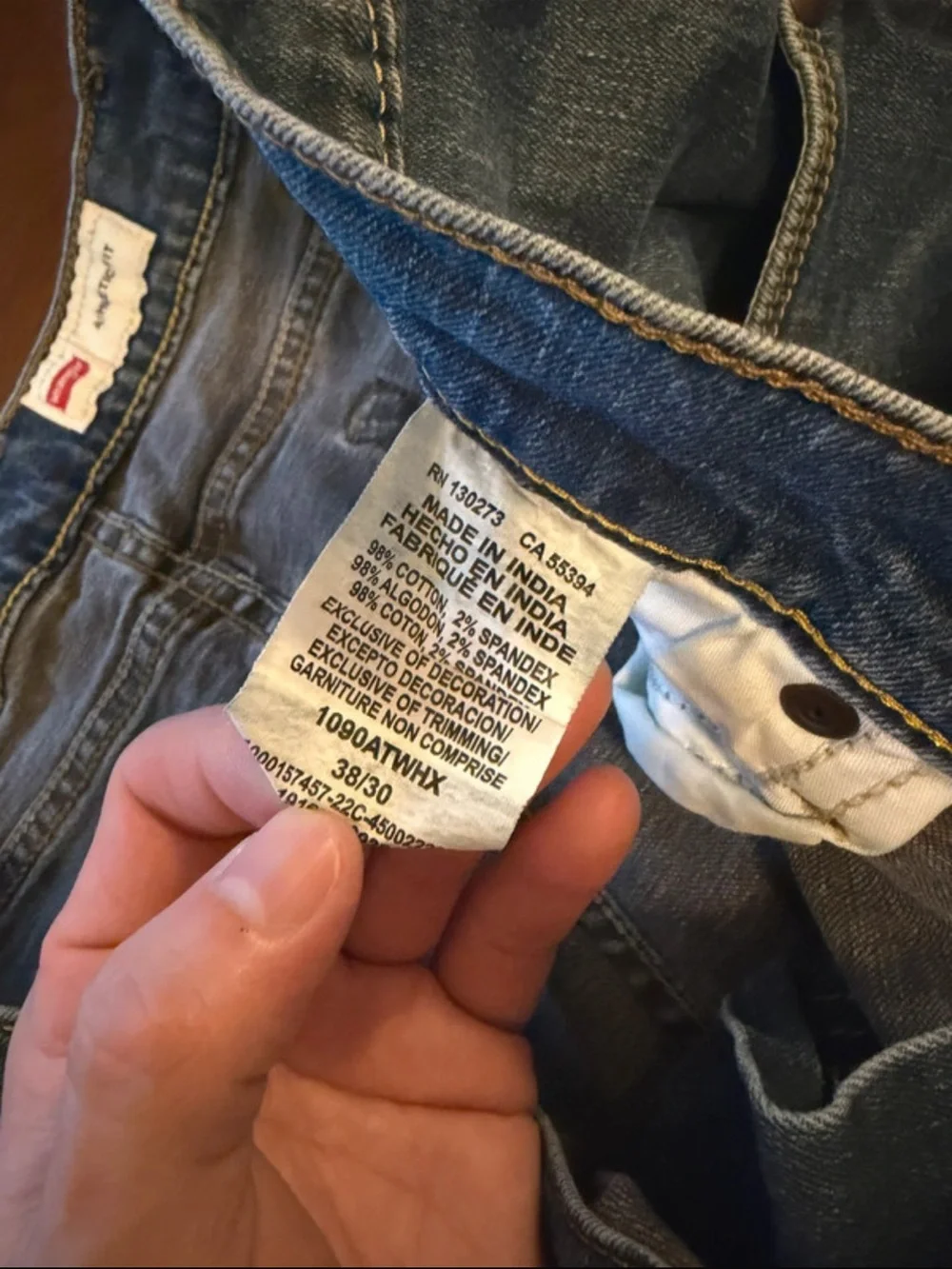 Wrangler Men's Athletic Fit Blue Denim Jeans 38 Waist 30 Length